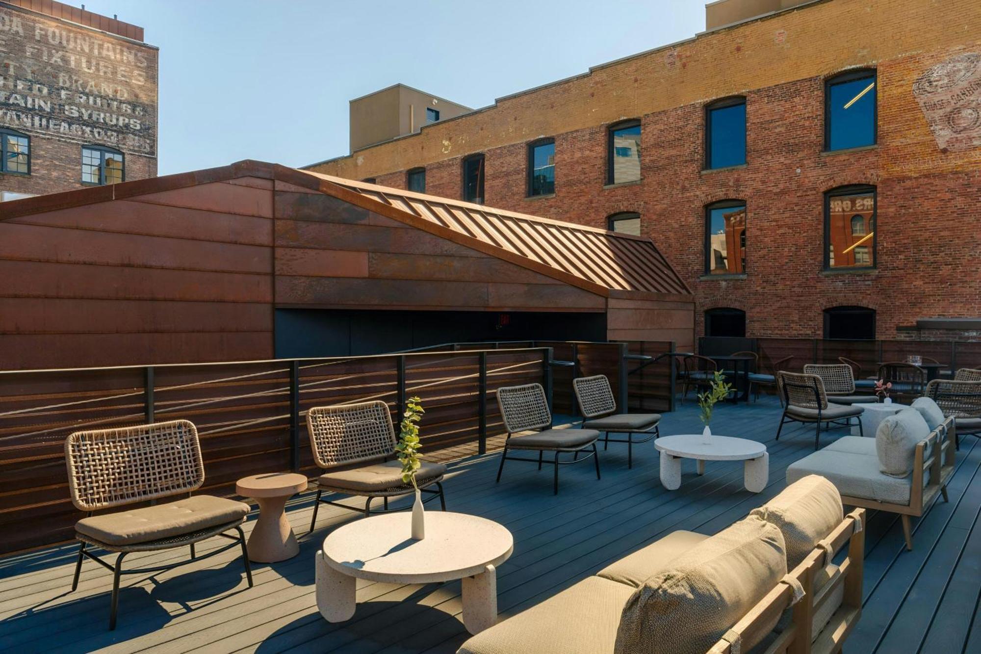 Hotel Sonder By Marriott Bonvoy Railspur Apartments Pioneer Square *